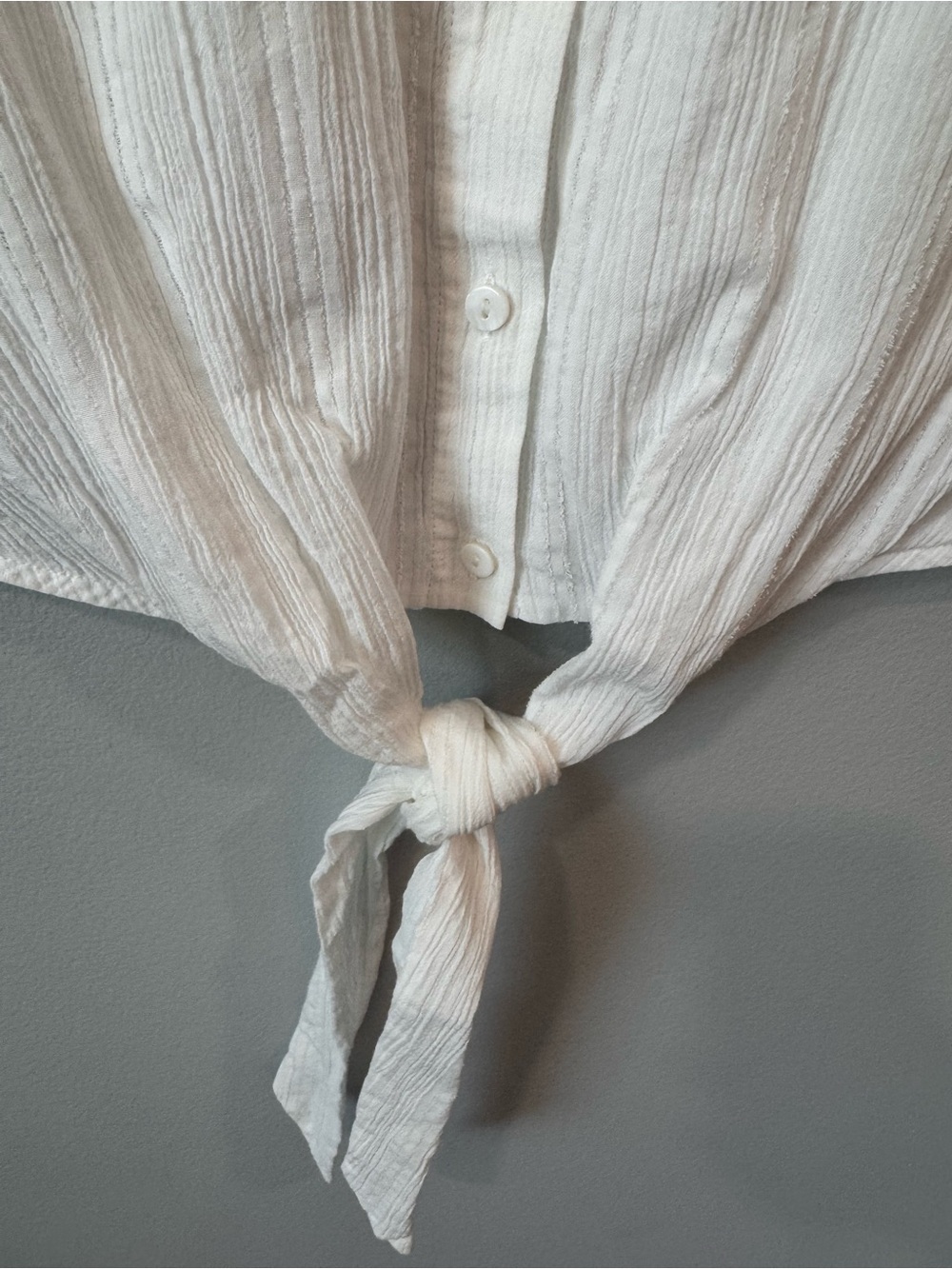 INTERMIX White Sleeveless Tie-Front Button Down Shirt Size M - Picture 4 of 7